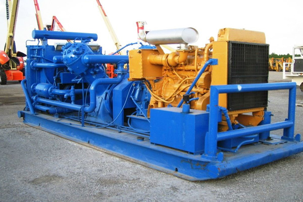 Tuzla'da kompresör patladı! Yaralılar var