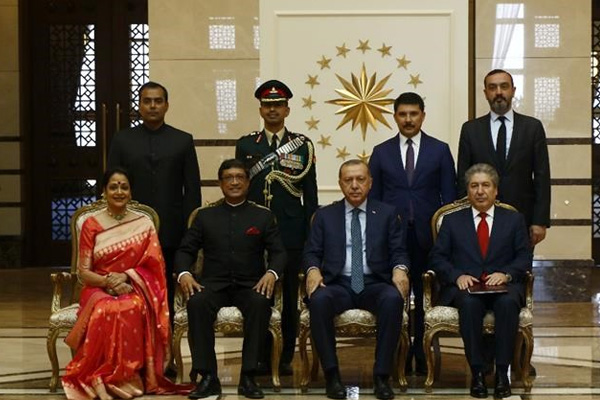 Cunhurbaşkanı Erdoğan Hindistan Büyükelçisini kabul etti