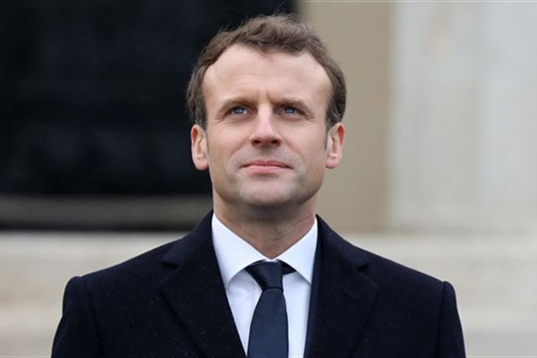 Macron’a bir şok daha! Bir bakanı daha istifa etti
