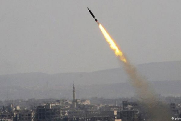 Suriye hava savunması, İsrail’in Hama’ya fırlattığı füzeleri vurdu