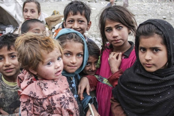 Afganistan'da eğitimden mahrum kalan çocuk sayısı: 3,7 milyon