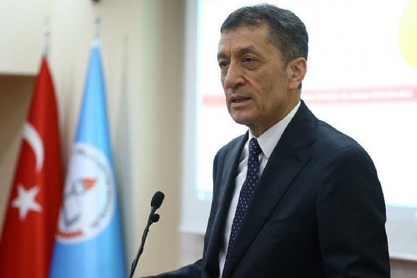 Milli Eğitim Bakanı Ziya Selçuk'tan okul müdürlerine çağrı