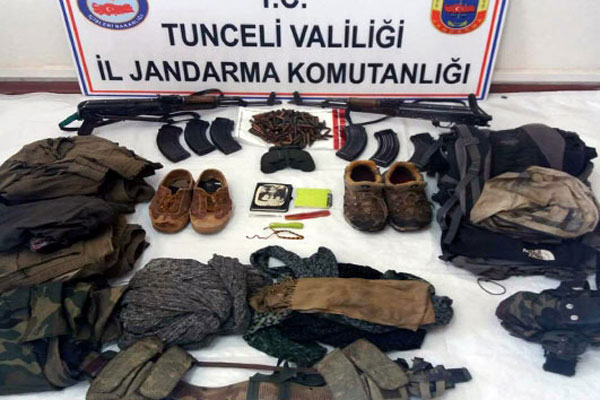 Tunceli’deki teröristler kıyafetlerini bırakıp kaçıyor