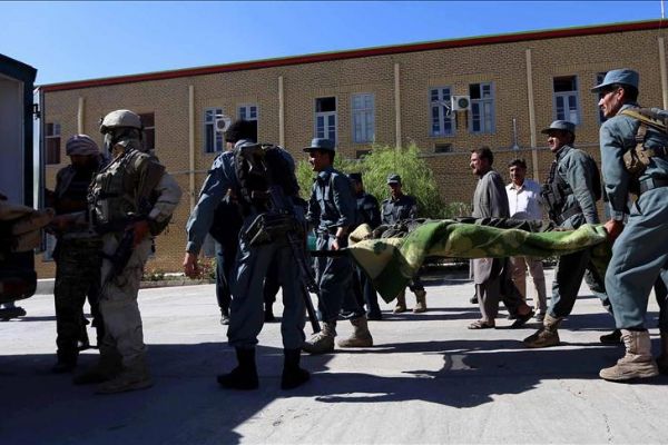 Afganistan'da Taliban karakola saldırdı: 8 ölü