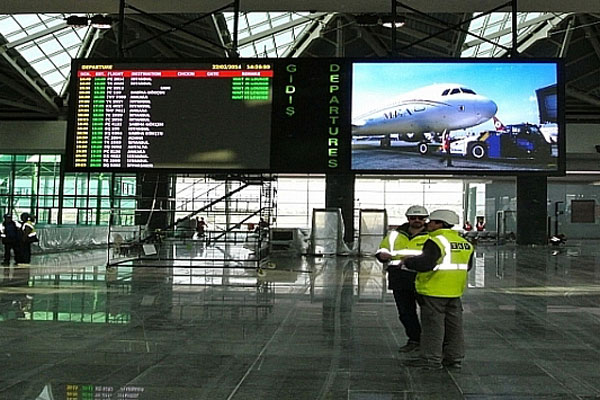 Yeni Havalimanı'nın LED ekranları yerli üretimden