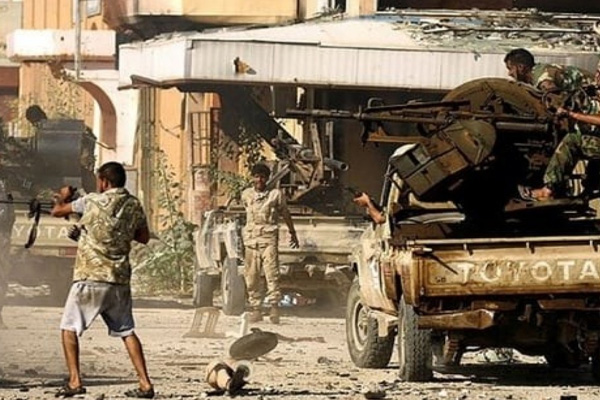 Trablus'taki çatışmalar halkı karanlığa boğdu