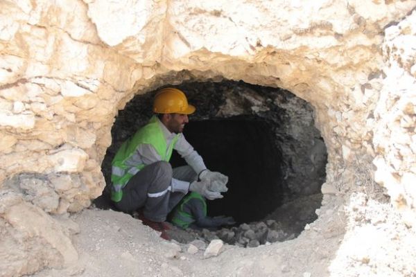 Kaya mezarları gün yüzüne çıkıyor