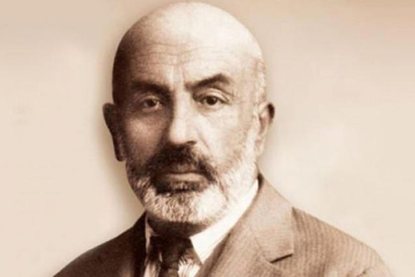 İstiklal Şairi'nin hayatı beyaz perdeye taşınıyor