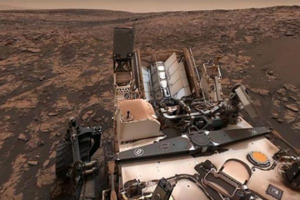 NASA, Curiosity'nin öz çekim fotoğrafını yayımladı