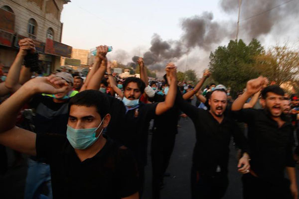 Basra’da olaylar büyüyor… Ölü ve yaralılar var!