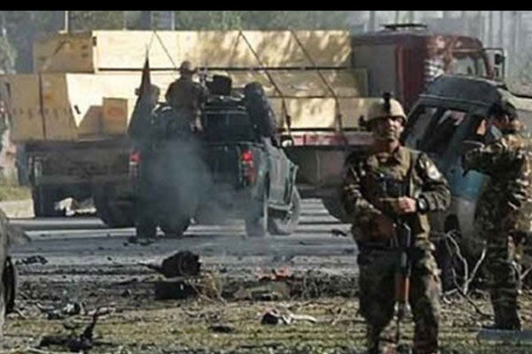 Afganistan'da örgüt üyeleri ilçe merkezi ele geçirdi : 7 ölü