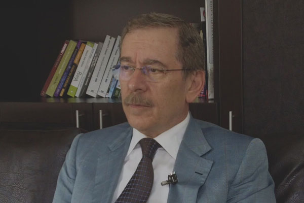 Şener: Dünyanın her tarafında ekonomi bozulduğunda sorumluluk iktidara aittir