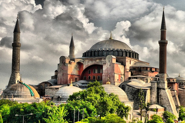 Ayasofya'nın ibadete açılması için karar günü
