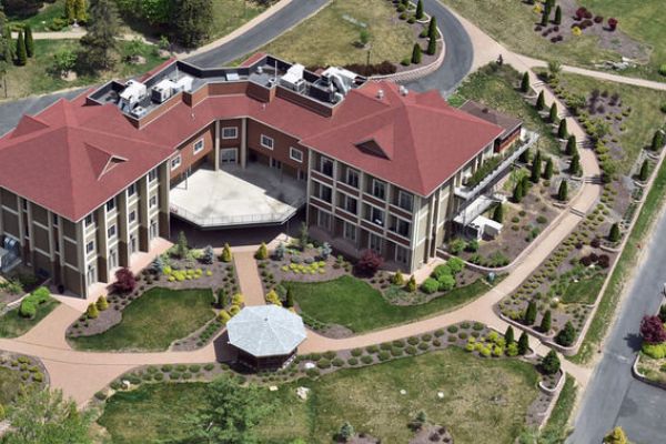 FETÖ'nün  evinden gelen silah sesleri Amerika vatandaşlarını korkutuyor