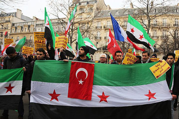 İran'ın Paris Büyükelçiliğine saldırı