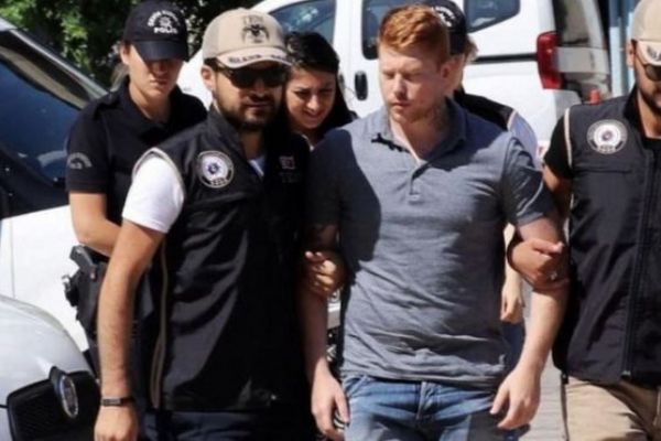 YPG'ye katılan İngiliz'e Türkiye'de 7,5 yıl hapis cezası