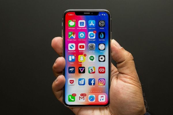 Yeni iPhone'ların Türkiye fiyatı ne kadar?