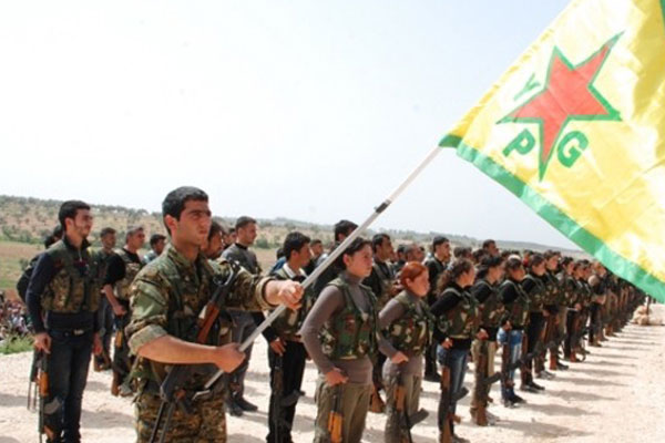 YPG/PKK terör örgütü gençleri zorla silah altına alıyor