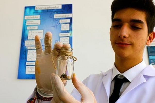 Babasının hastalığına çare ararken dünya ikincisi oldu