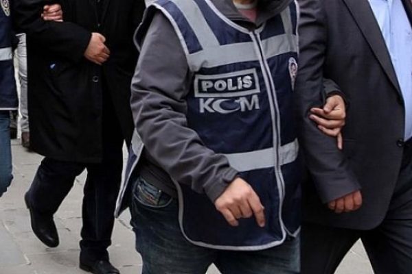 9 ilde eş zamanlı FETÖ operasyonu