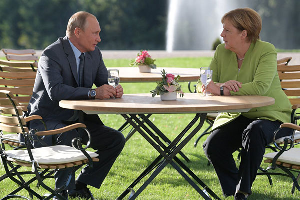 Putin, Merkel'e Erdoğan'la yaptığı İdlib anlaşmasını anlattı