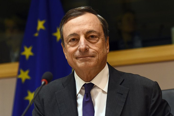 ECB Başkanı Draghi’den krizlerle mücadele için büyük fon çağrısı