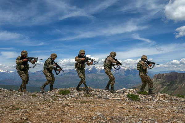 Terör örgütü PKK'da 'üst düzey' çöküş