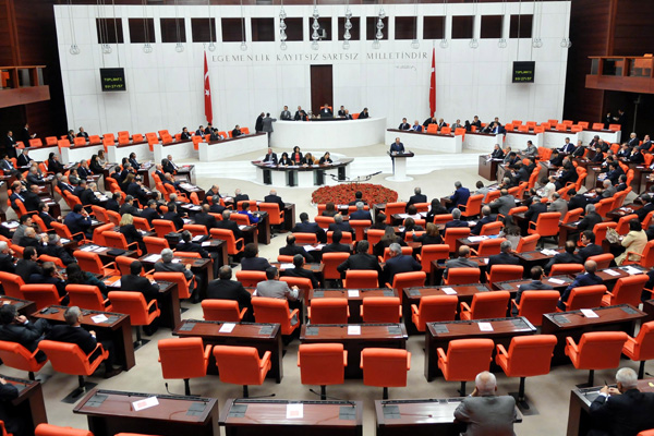 Irak-Suriye tezkeresi Meclis'te