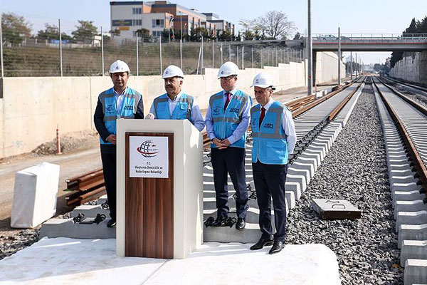 Gebze-Halkalı banliyö hattı yıl sonu hizmete açılacak