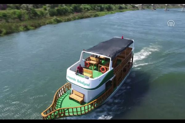 70 yıl sonra Yeşilırmak’ta tekne gezileri yapılmaya başlandı