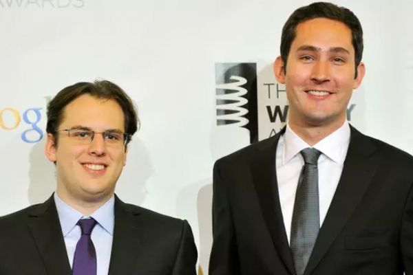 Instagram'ın kurucuları Facebook şirketinden istifa etti