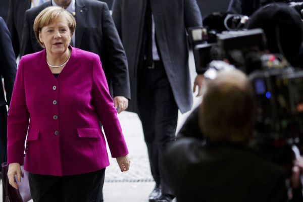 Alman basınından Merkel'e 'topal ördek' benzetmesi