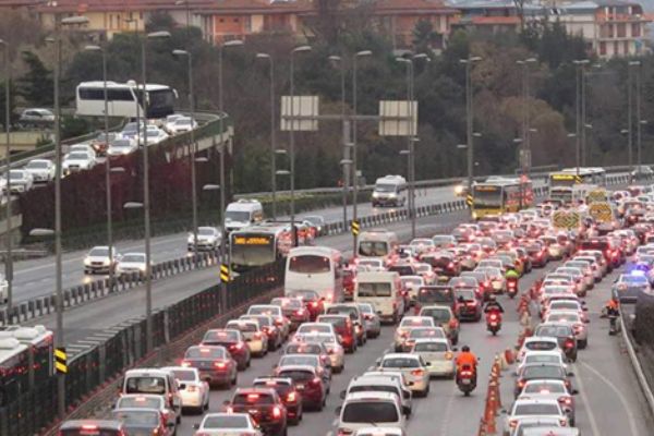 Türkiye’de  8 ayda köprü ve otoyol geliri: 1 milyar 184 milyon 307 bin