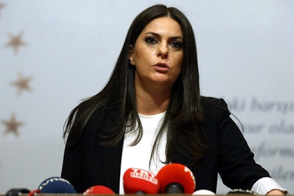 AK Parti : 'Bölgemizde kan akmaması için inisiyatif almayı sürdüreceğiz