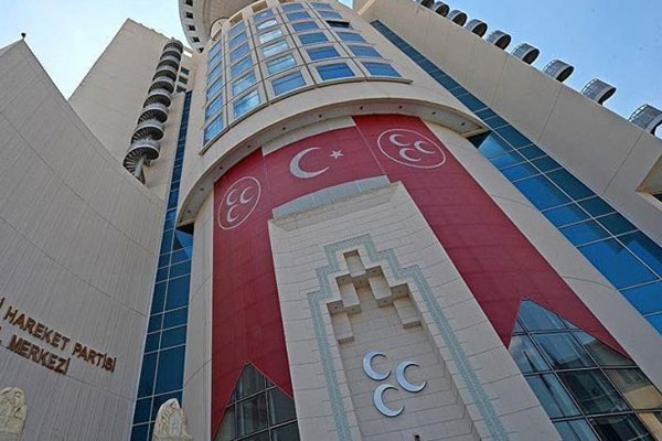 MHP'den adaylara seçim kitapçığı: Her gün 30 dakika yalnız bir odada hayal kurun