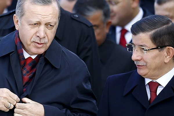 AK Parti bu iddia ile çalkalanıyor… ‘Davutoğlu'nu aday gösterilebilir…’