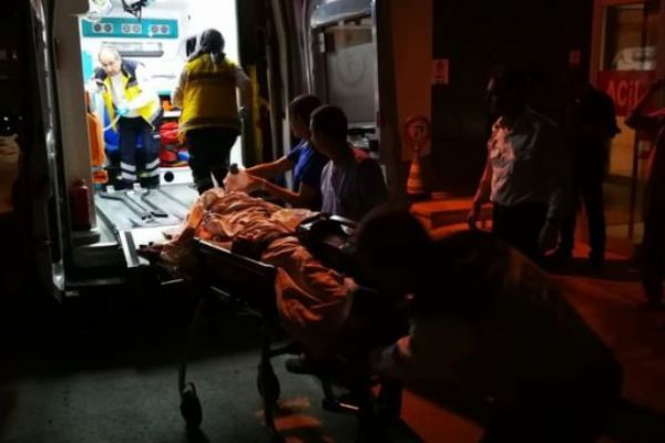 Özel Harekat polisleri kaza yaptı