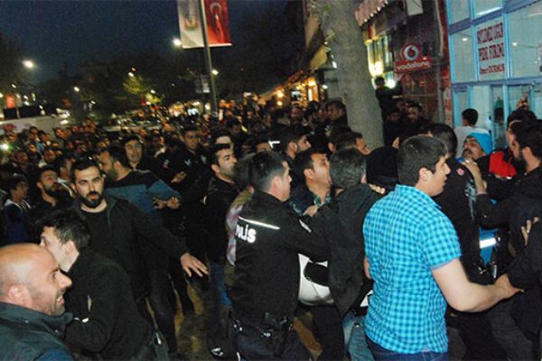 Urfa'da Suriyeli gerginliği devam diyor