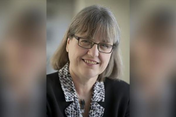 Nobel Fizik Ödülü 55 yıl sonra ilk kez bir kadına verildi