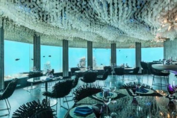 Avrupa’nın ilk su altı restoran