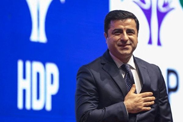 Selahattin Demirtaş hakkında karar: Tutukluluk hali devam edecek