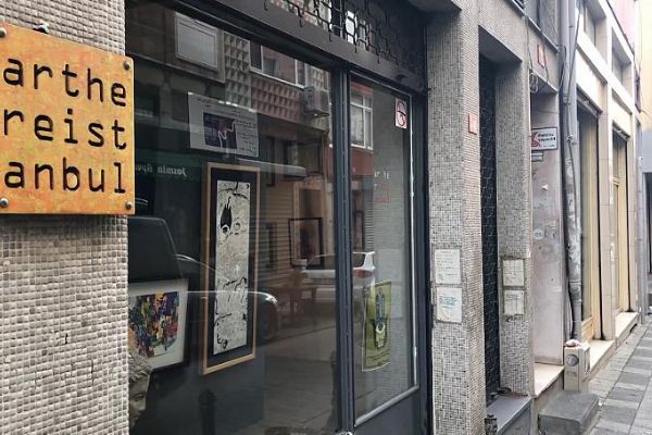 Suriyeli ve Türkiyeli ressamları buluşturan sanat merkezi