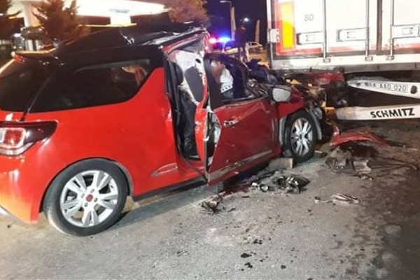 Pendik'te trafik kazası: 1 ölü, 2 yaralı