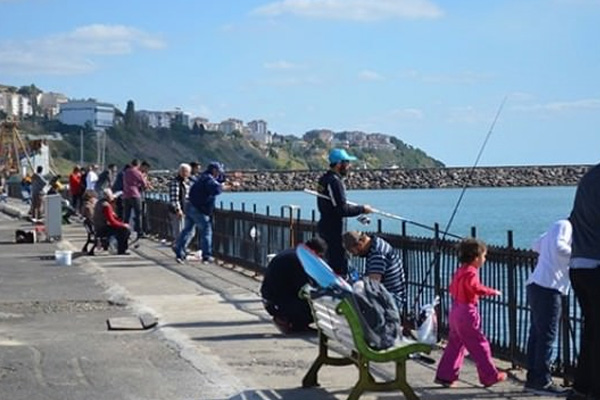 Fırtına sonrası sahiller yeniden doldu