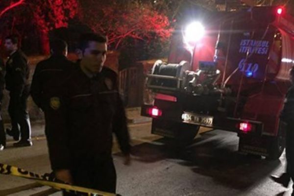 Üsküdar'da, bodrum katında yangın; 1 ölü, 2 yaralı