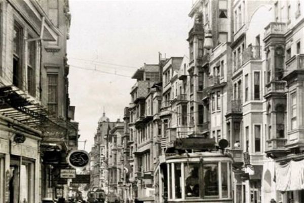 Bir zamanlar İstanbul