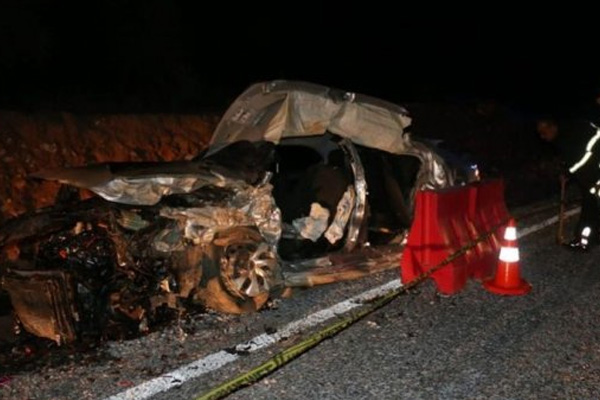 Aydın'da feci kaza: 3 ölü, 2 yaralı