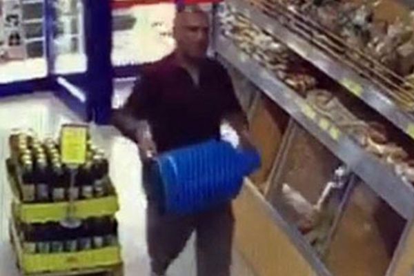 Mutfak tüpüyle marketi uçurmak istedi