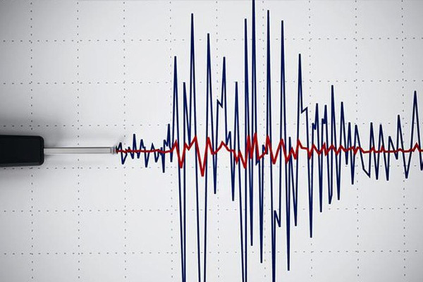 Papua Yeni Gine'de 7 büyüklüğünde deprem: Tsunami uyarısı yapıldı