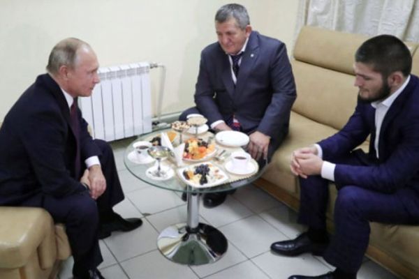 Putin, Khabib Nurmagomeov ile buluştu